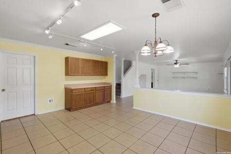 10434 Manor Creek San Antonio TX 78245