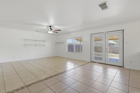 10434 Manor Creek San Antonio TX 78245