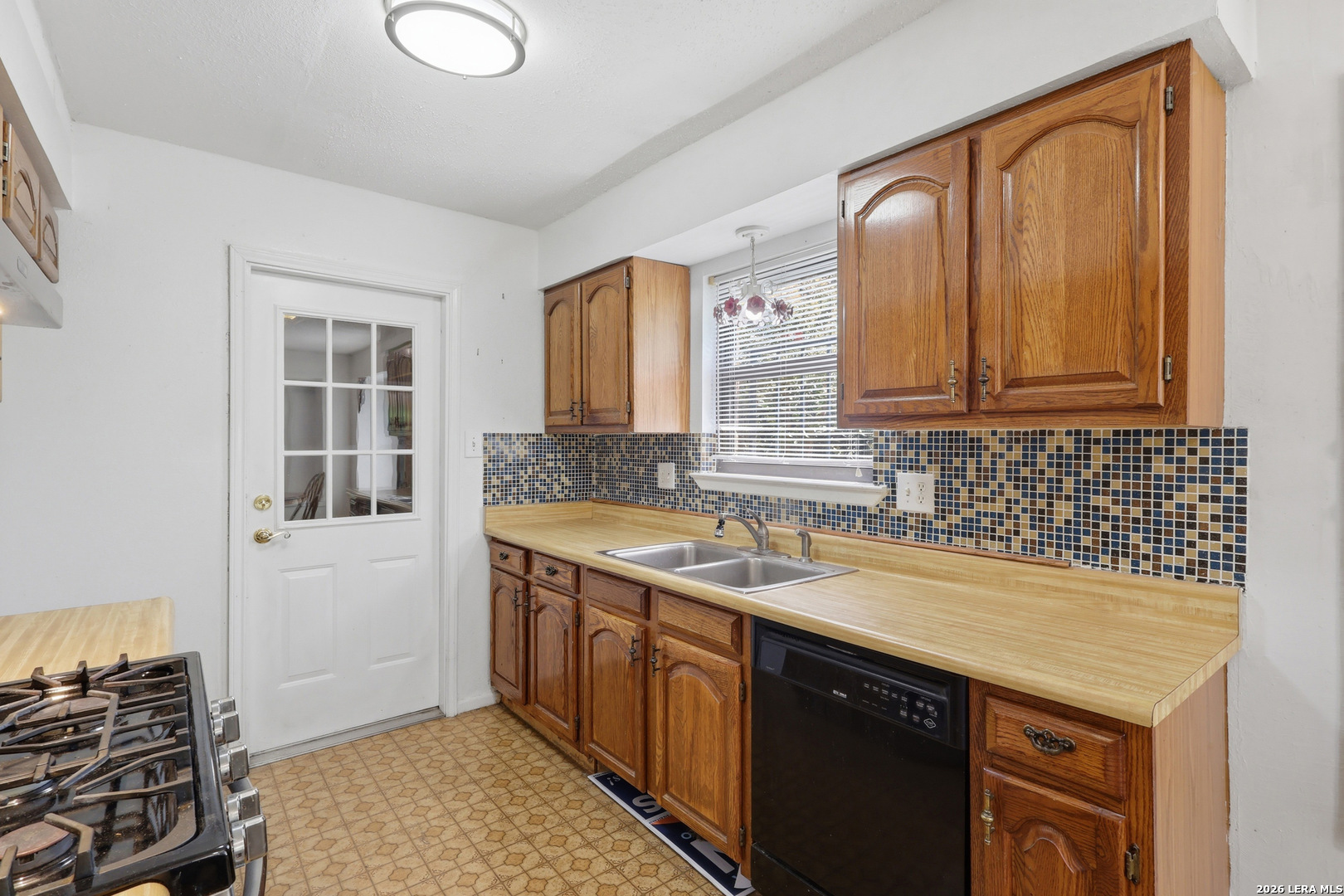 6114 Upwood Drive San Antonio TX 78238