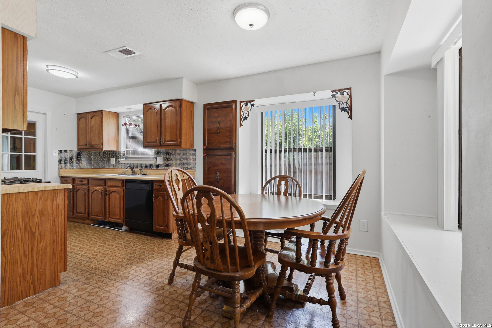 6114 Upwood Drive San Antonio TX 78238
