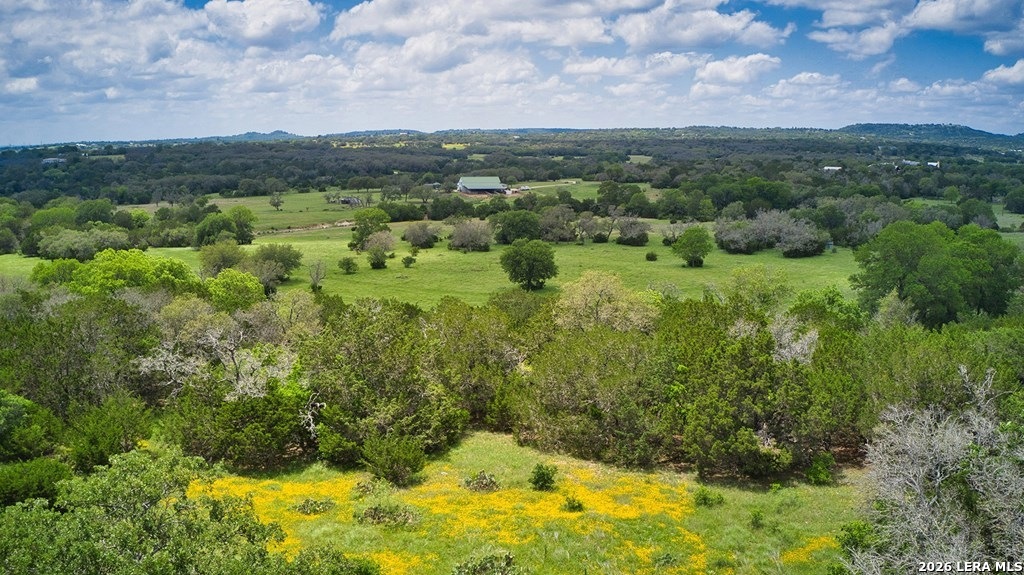 365 Bluff Creek Center Point TX 78010
