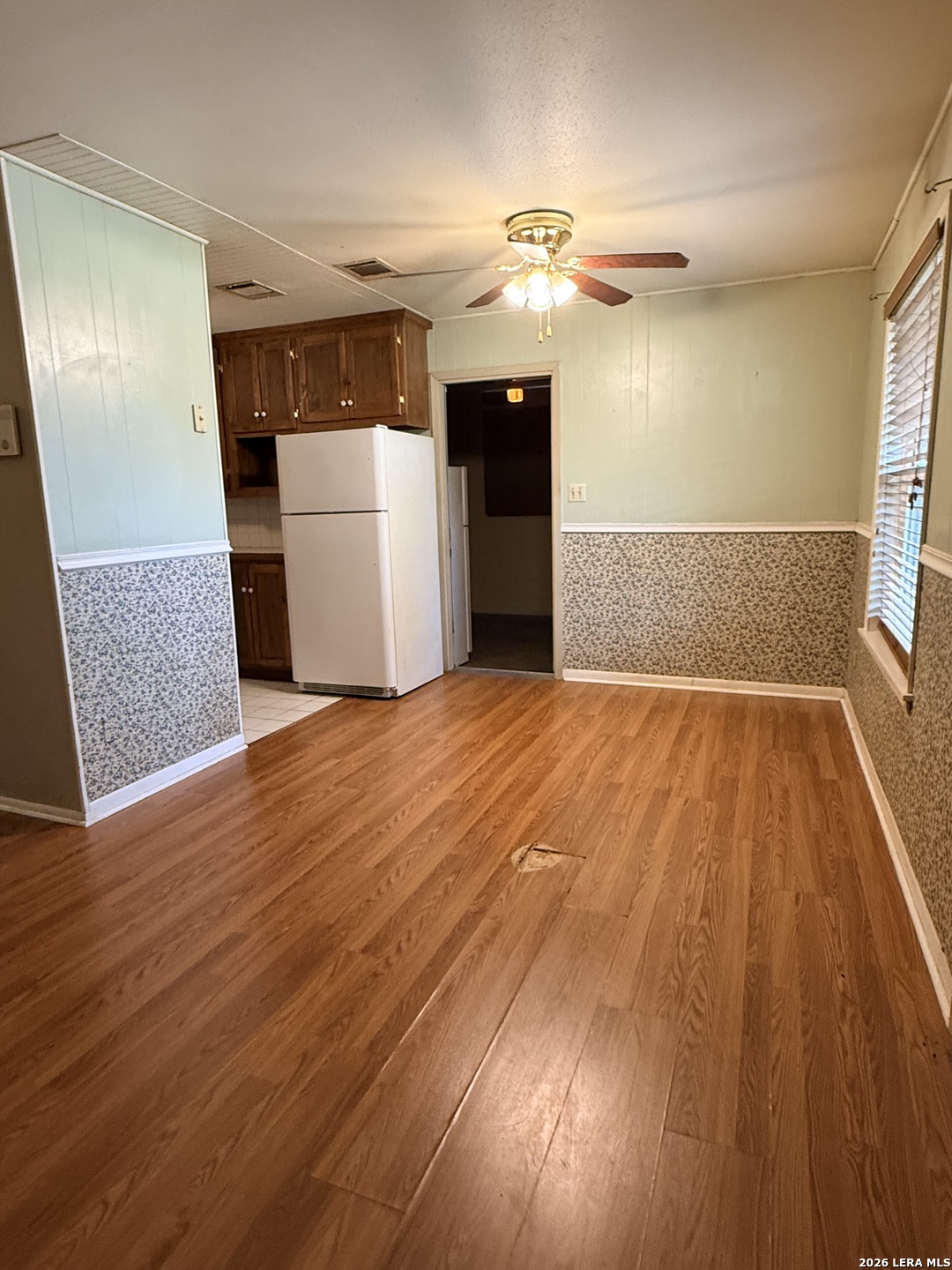 1203 Vivian Street Pleasanton TX 78064