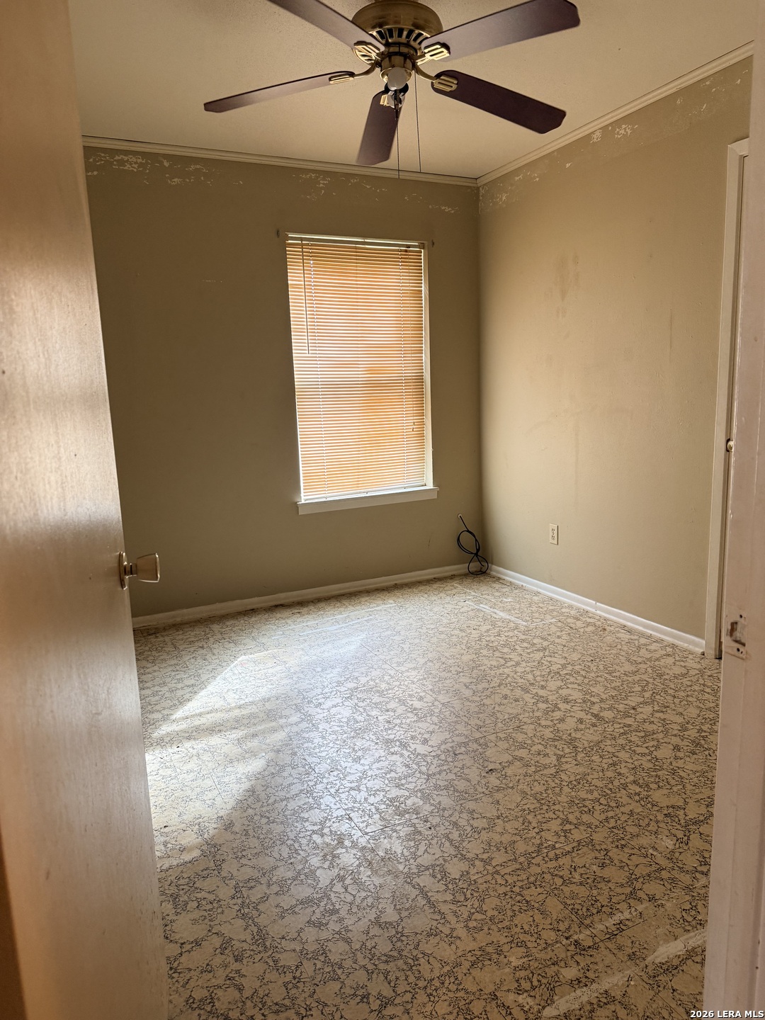 1203 Vivian Street Pleasanton TX 78064