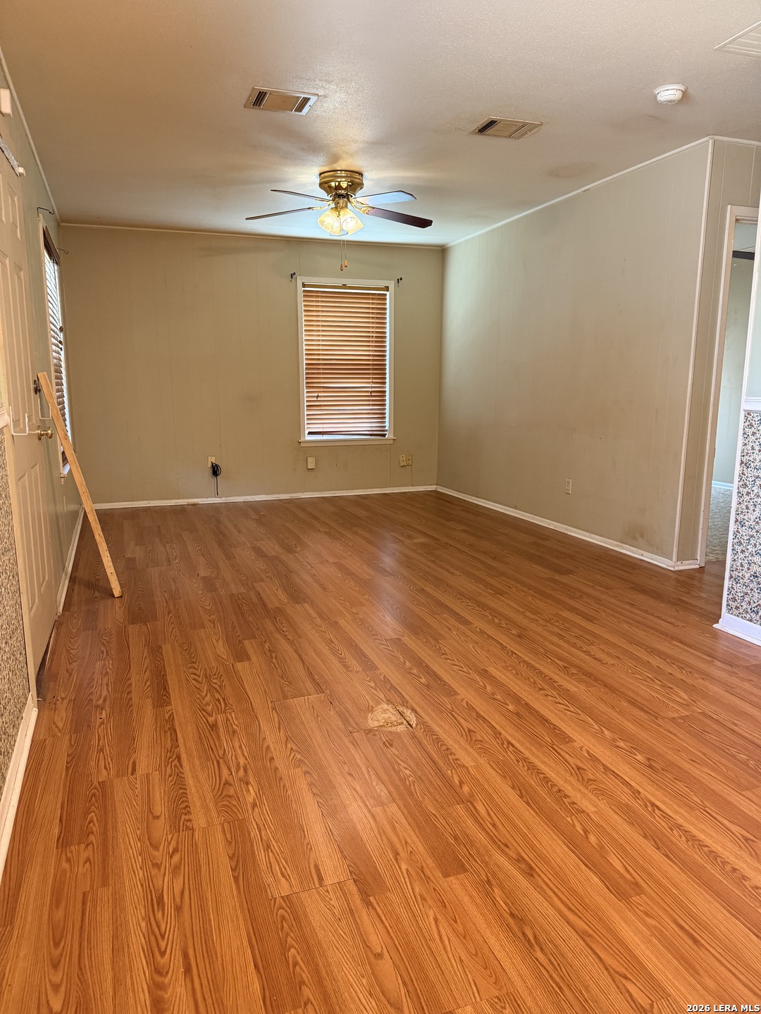 1203 Vivian Street Pleasanton TX 78064