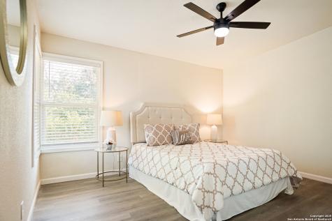 462 Springwood Lane San Antonio TX 78216