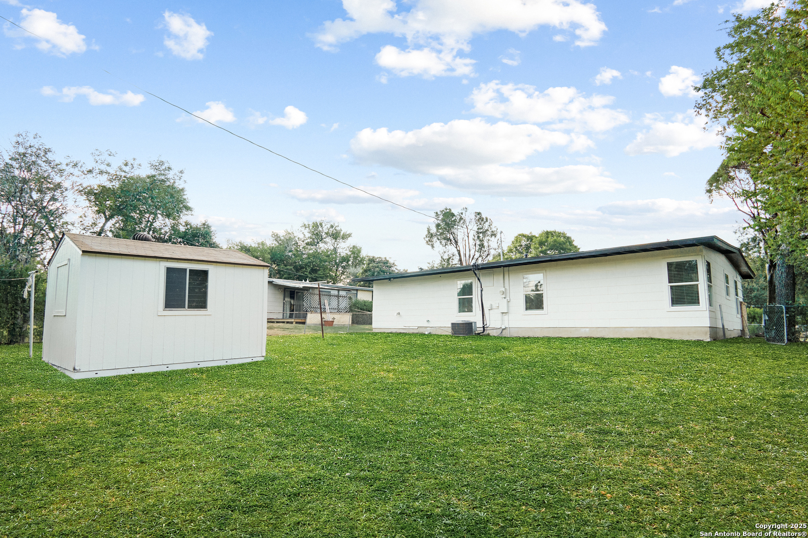 462 Springwood Lane San Antonio TX 78216