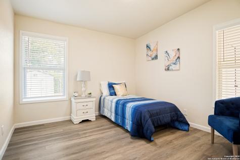 462 Springwood Lane San Antonio TX 78216