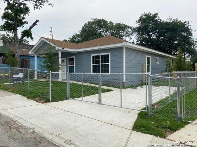 2427 Chihuahua Street San Antonio TX 78207