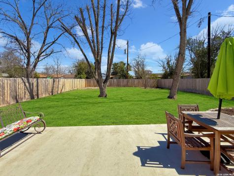 606 Harper Street Kerrville TX 78028
