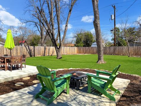 606 Harper Street Kerrville TX 78028