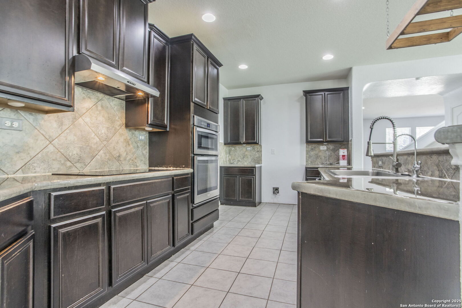 6538 Wind Trace San Antonio TX 78239