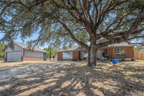 635 Oak Country Helotes TX 78023
