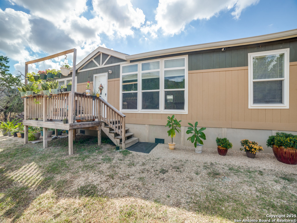 825 Valley Vista Road Tarpley TX 78883