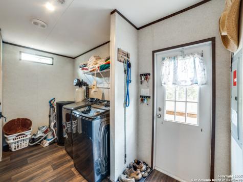 825 Valley Vista Road Tarpley TX 78883