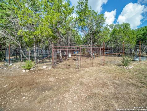 825 Valley Vista Road Tarpley TX 78883