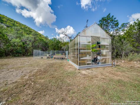 825 Valley Vista Road Tarpley TX 78883