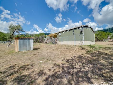 825 Valley Vista Road Tarpley TX 78883