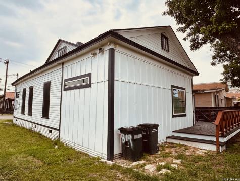 819 Wyoming Street San Antonio TX 78203