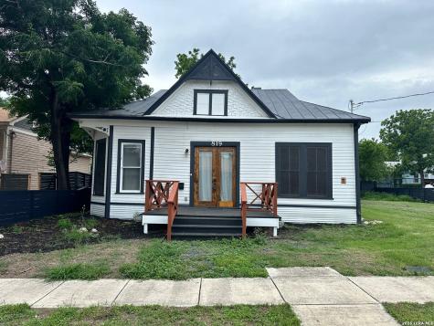 819 Wyoming Street San Antonio TX 78203