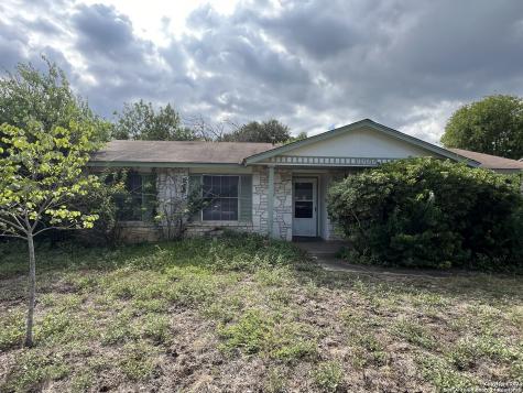 5923 Cliff Rock Drive San Antonio TX 78250