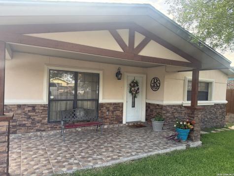 783 Trinity Street Eagle Pass TX 78852