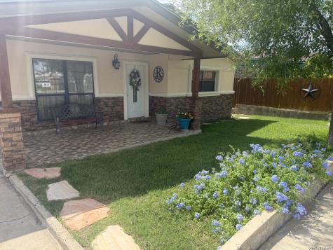 783 Trinity Street Eagle Pass TX 78852