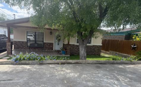 783 Trinity Street Eagle Pass TX 78852