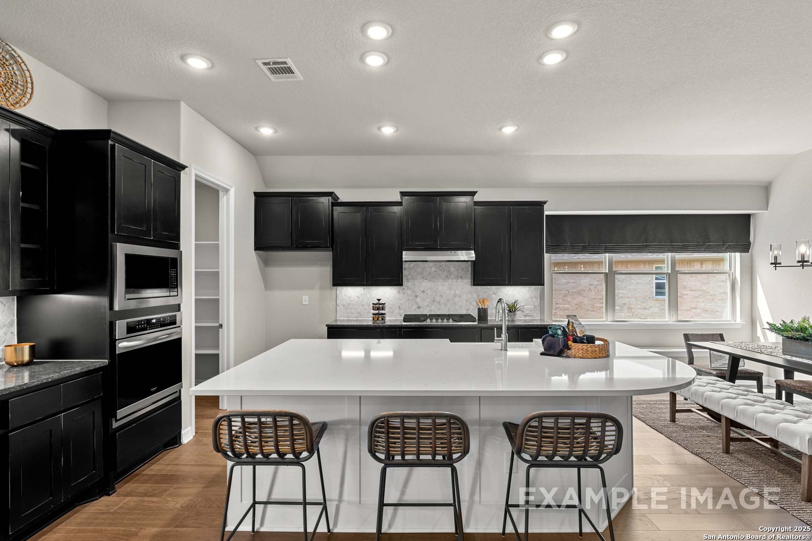 478 Poe Parkway Castroville TX 78009
