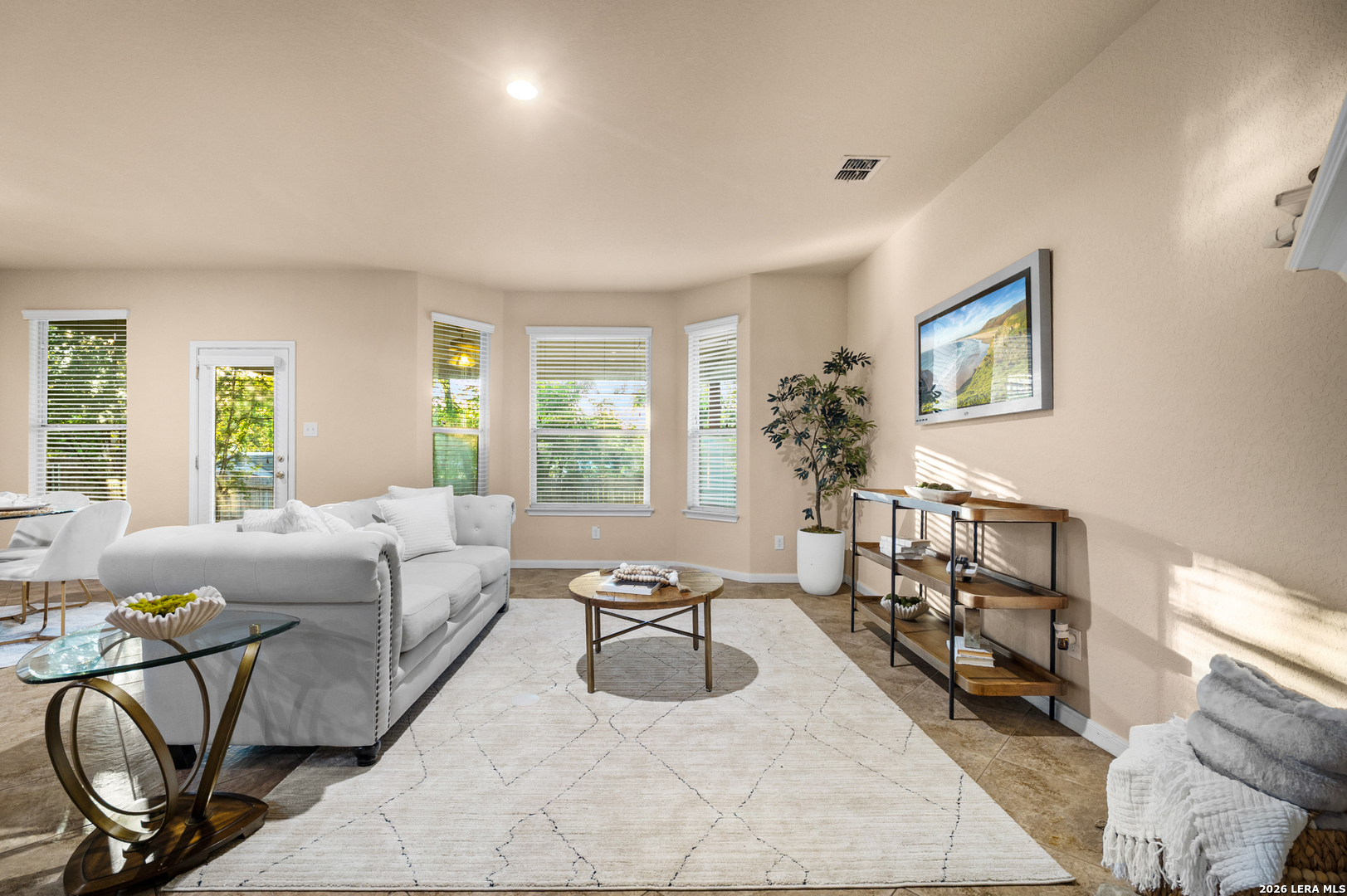 1008 Magellan Windcrest TX 78239