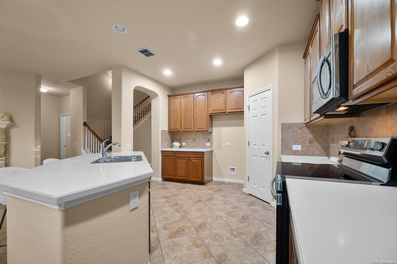 1008 Magellan Windcrest TX 78239