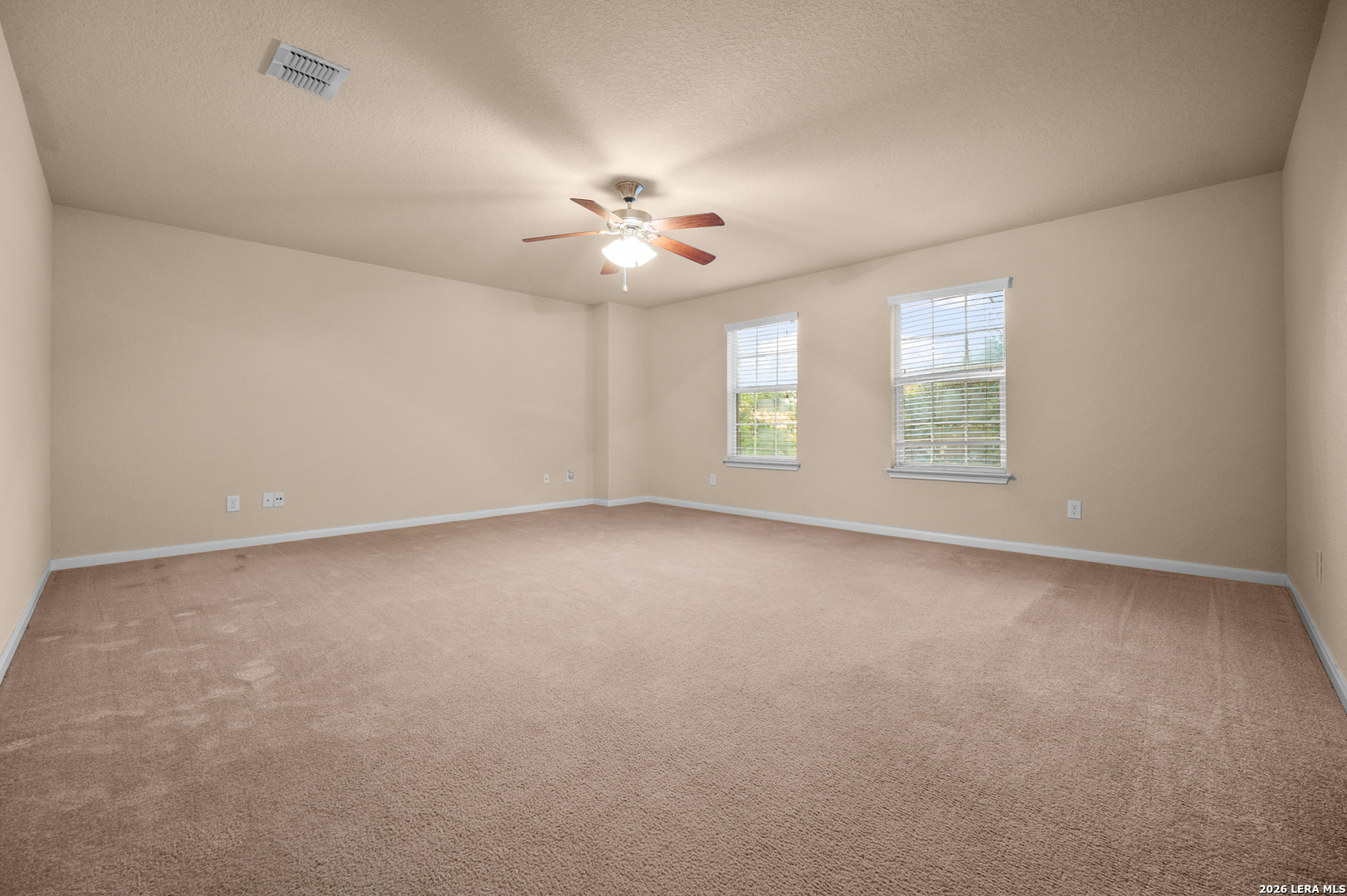 1008 Magellan Windcrest TX 78239