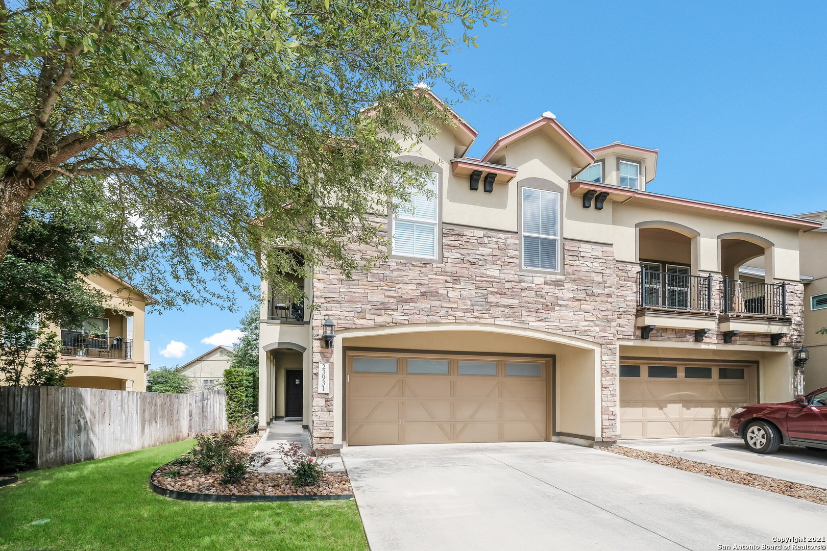 23931 Stately Oaks San Antonio TX 78260