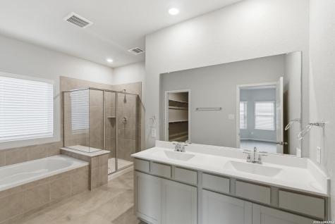 2437 Pennilynn Way San Antonio TX 78253