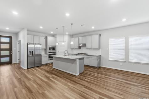 2437 Pennilynn Way San Antonio TX 78253