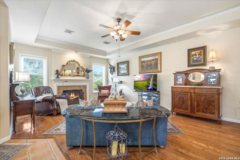 17202 Blanco Oaks San Antonio TX 78248