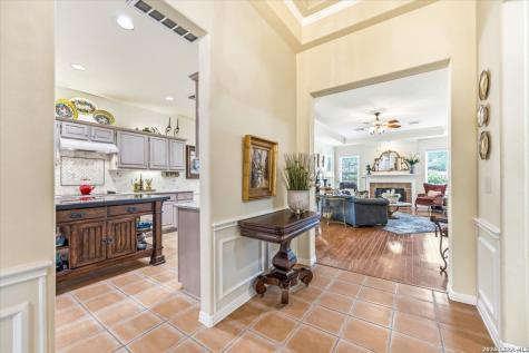 17202 Blanco Oaks San Antonio TX 78248