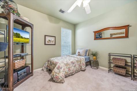 17202 Blanco Oaks San Antonio TX 78248