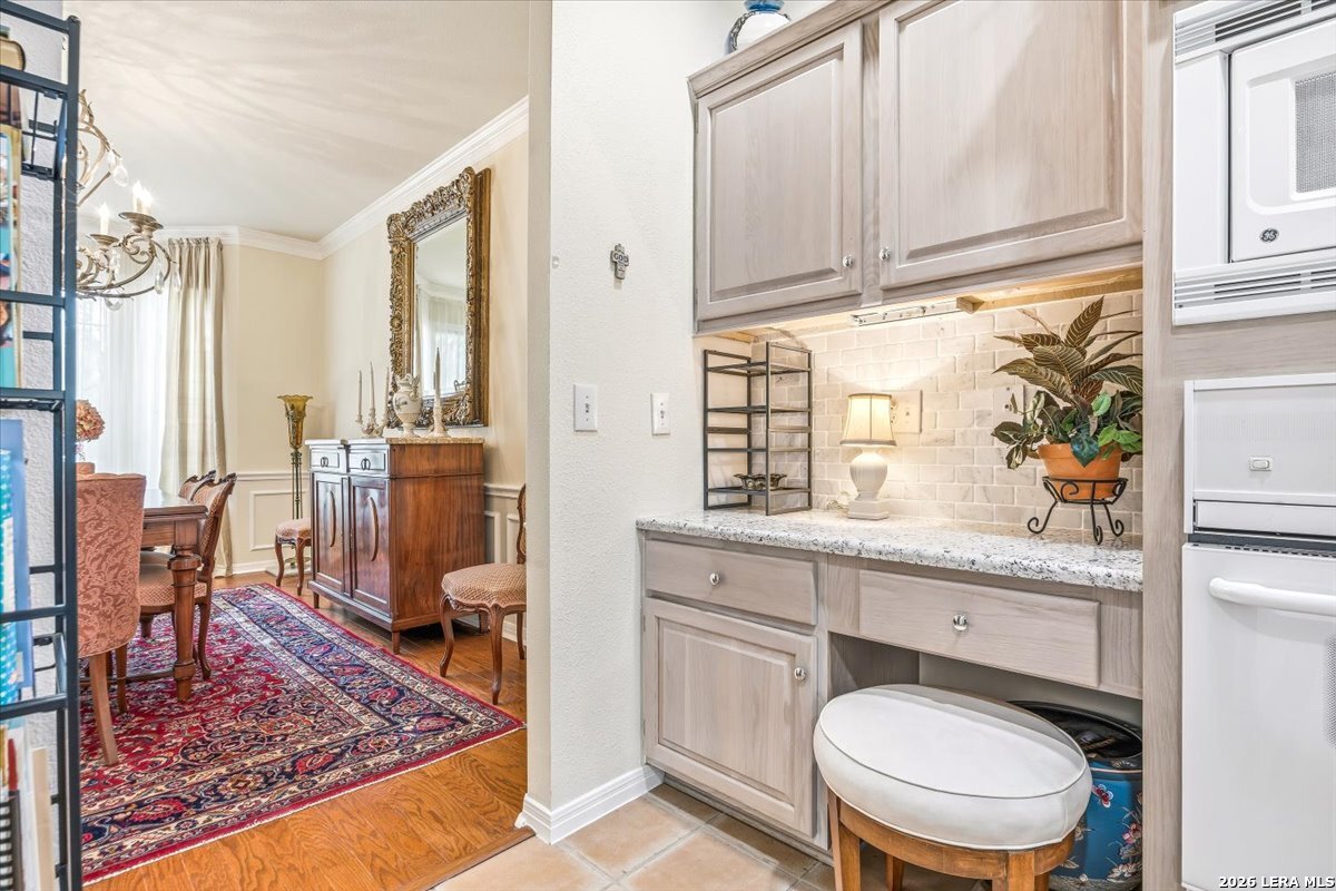 17202 Blanco Oaks San Antonio TX 78248
