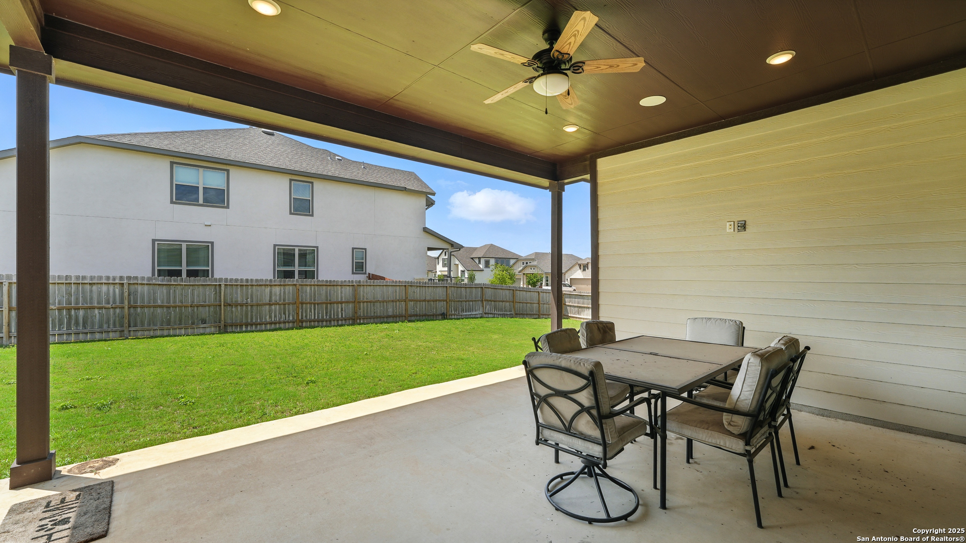 1606 Folk Victorian New Braunfels TX 78132