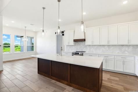 313 Farmhouse Drive Marion TX 78124