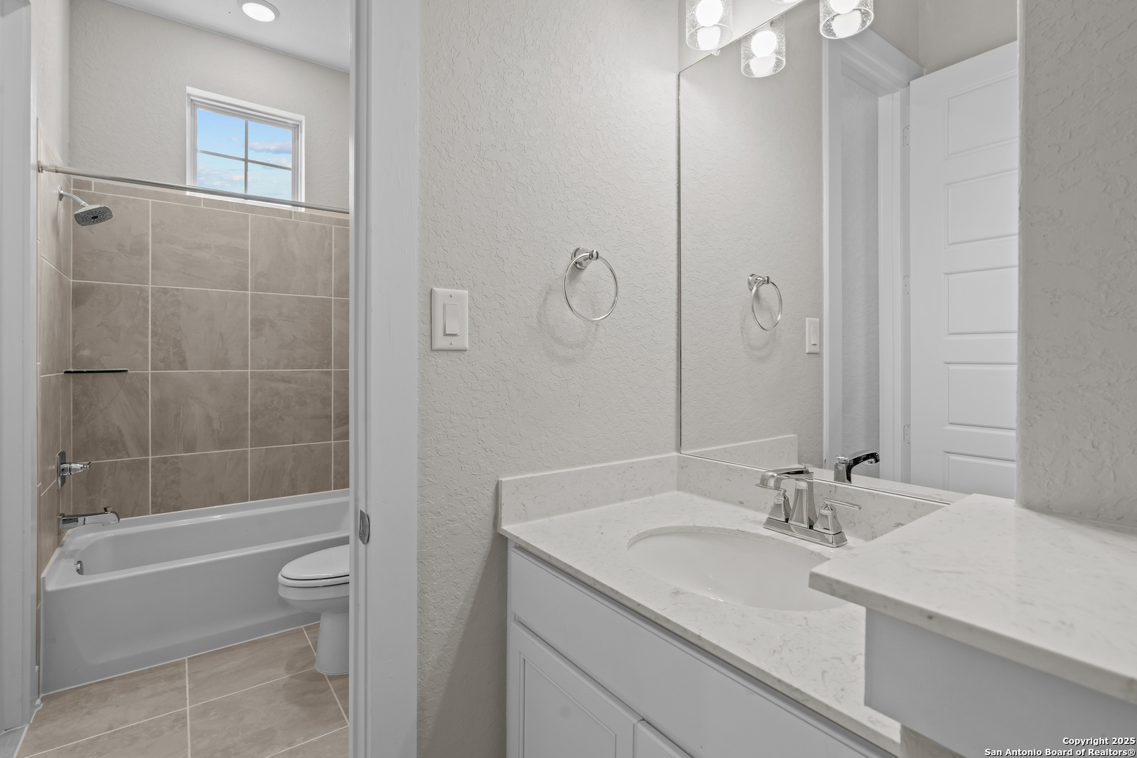 318 Vamanos Boerne TX 78006