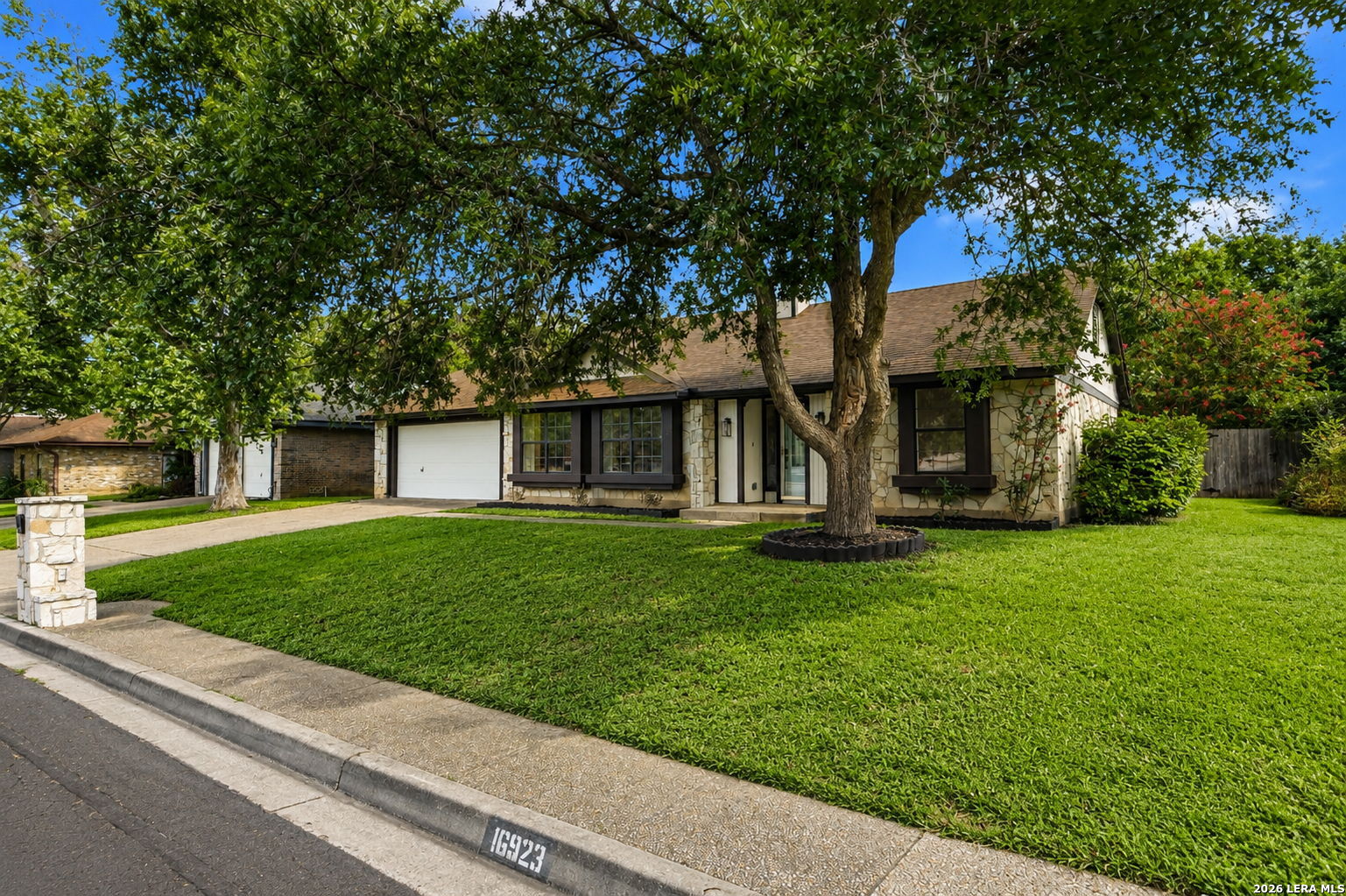 16923 Hidden Timber Wood San Antonio TX 78248