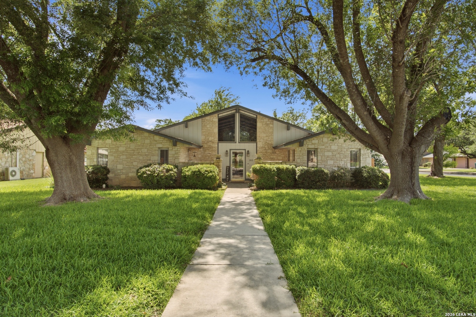 202 Azalea Trail Boerne TX 78006