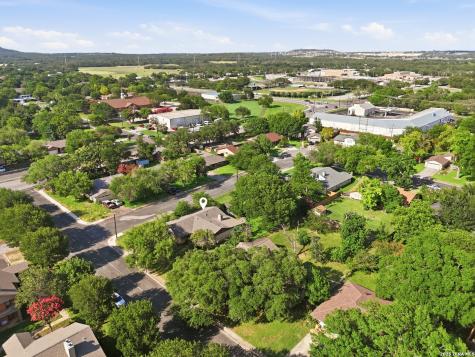 202 Azalea Trail Boerne TX 78006