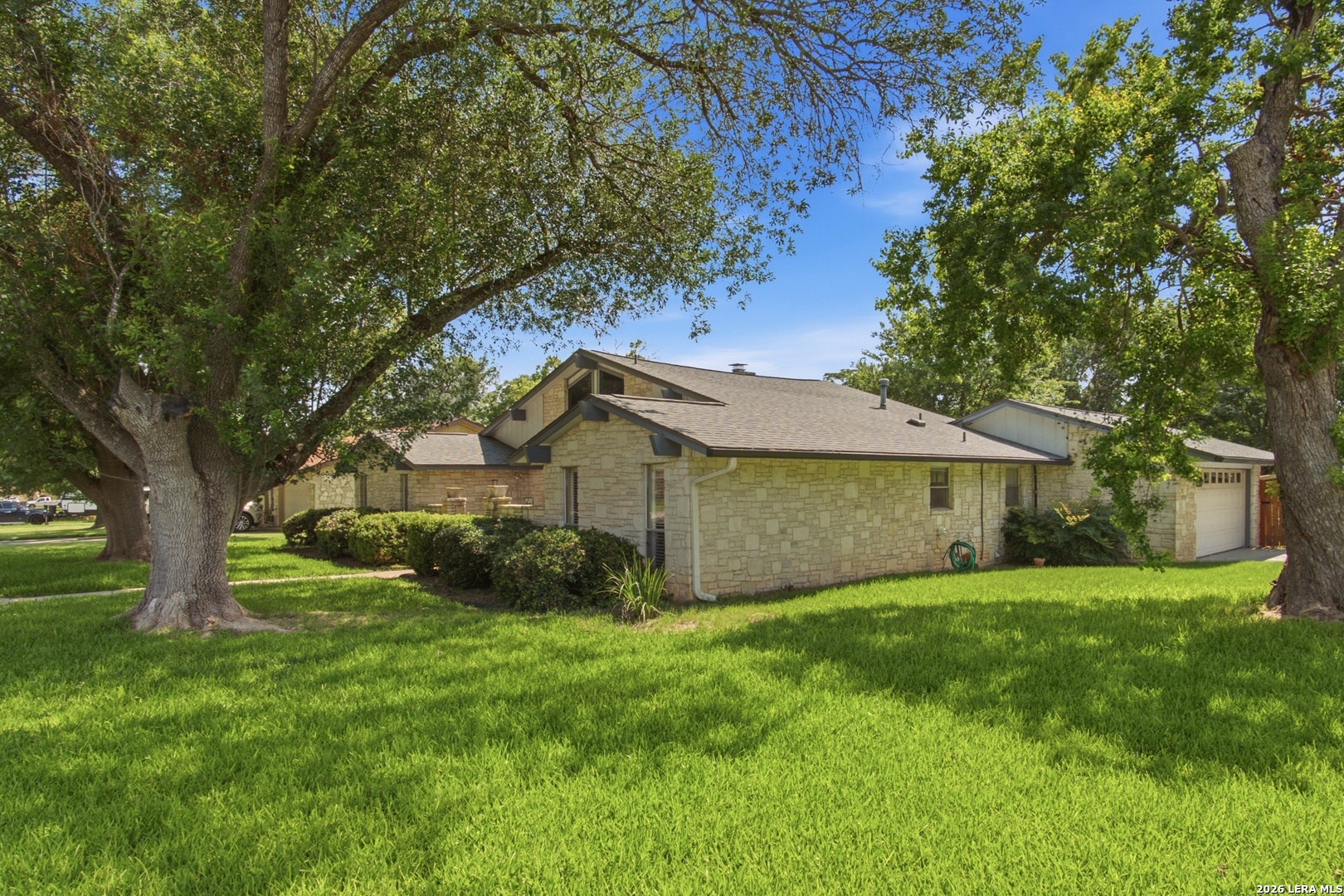 202 Azalea Trail Boerne TX 78006
