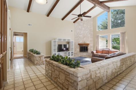 202 Azalea Trail Boerne TX 78006