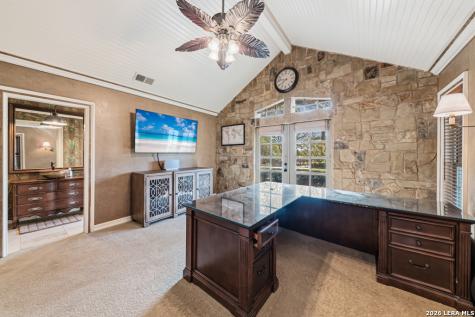 21749 Forest Waters Garden Ridge TX 78266