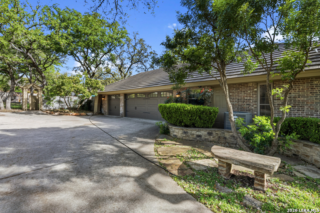 21749 Forest Waters Garden Ridge TX 78266