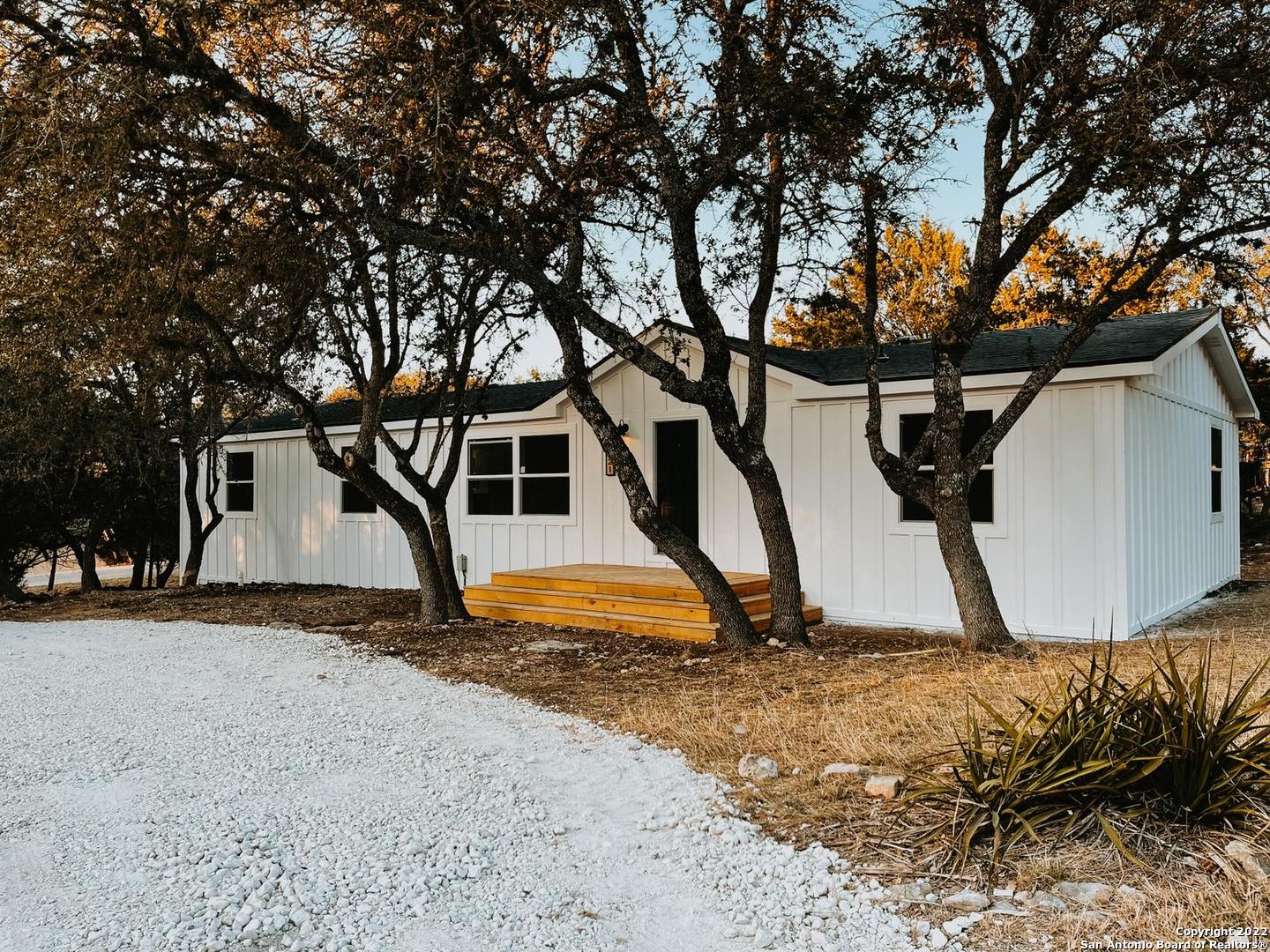 1721 Deer Run Pass Canyon Lake TX 78133