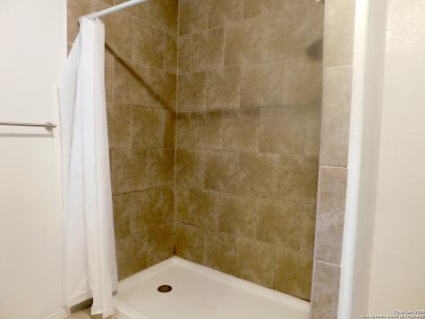 30 Crestline Drive Pleasanton TX 78064